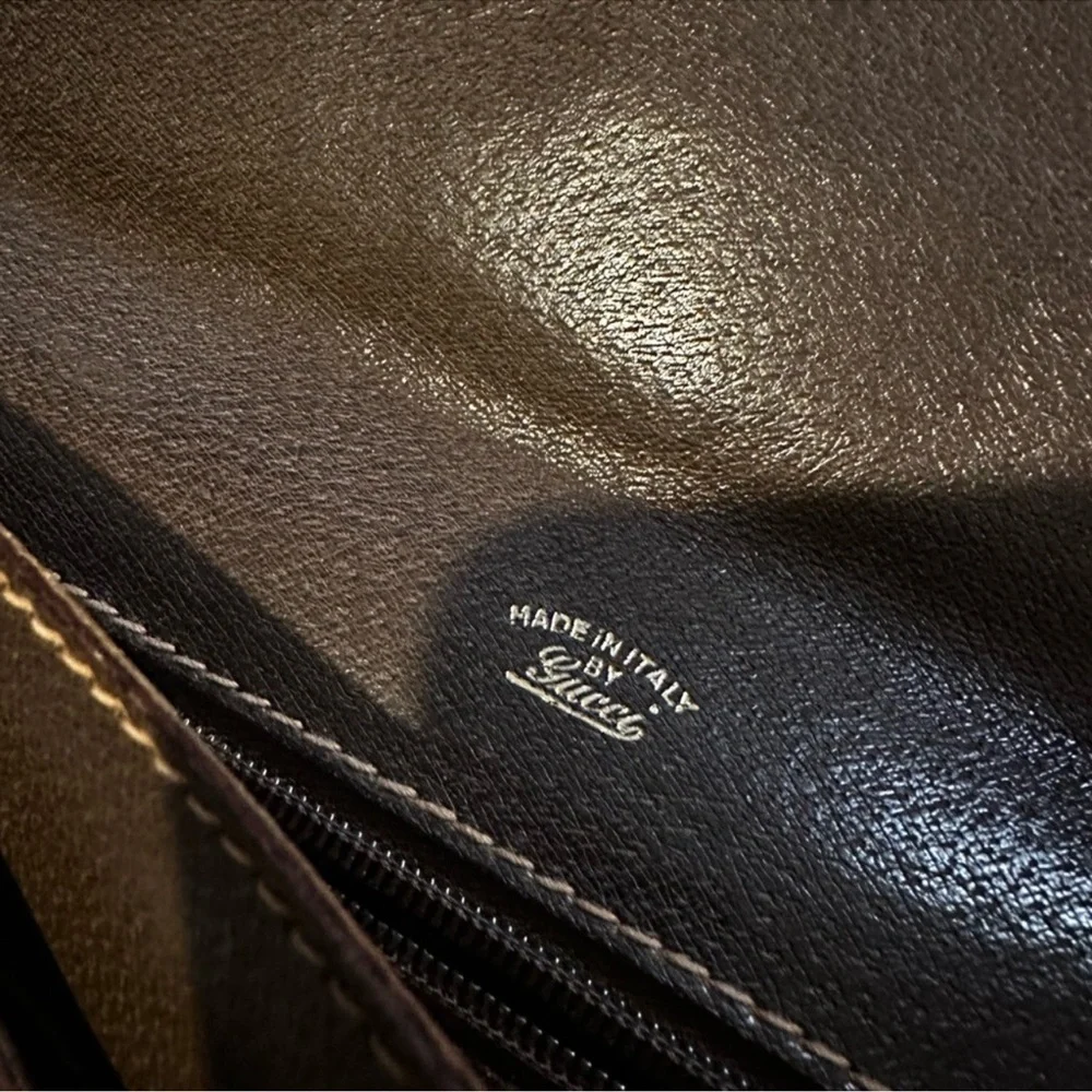 Gucci Beige and Brown Monogramclutch Bag - Picture 16 of 16